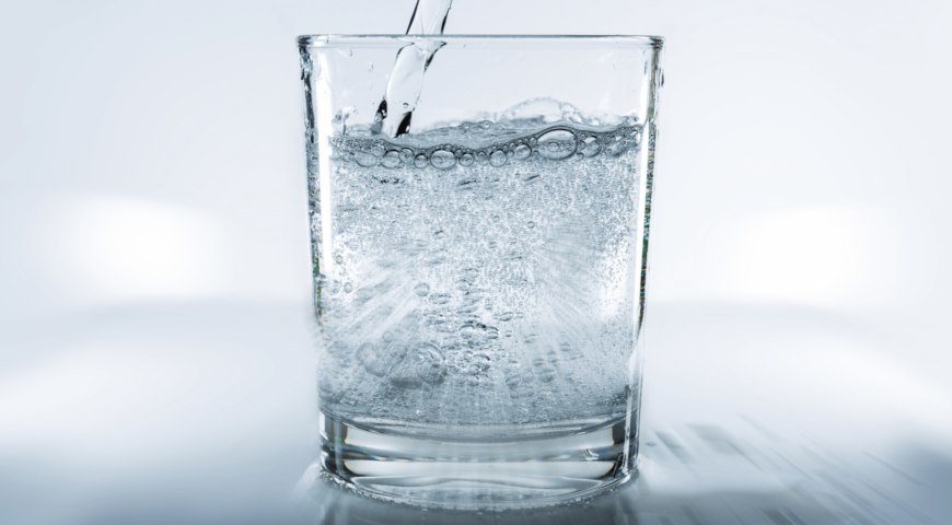 Is sparkling water good for teeth?