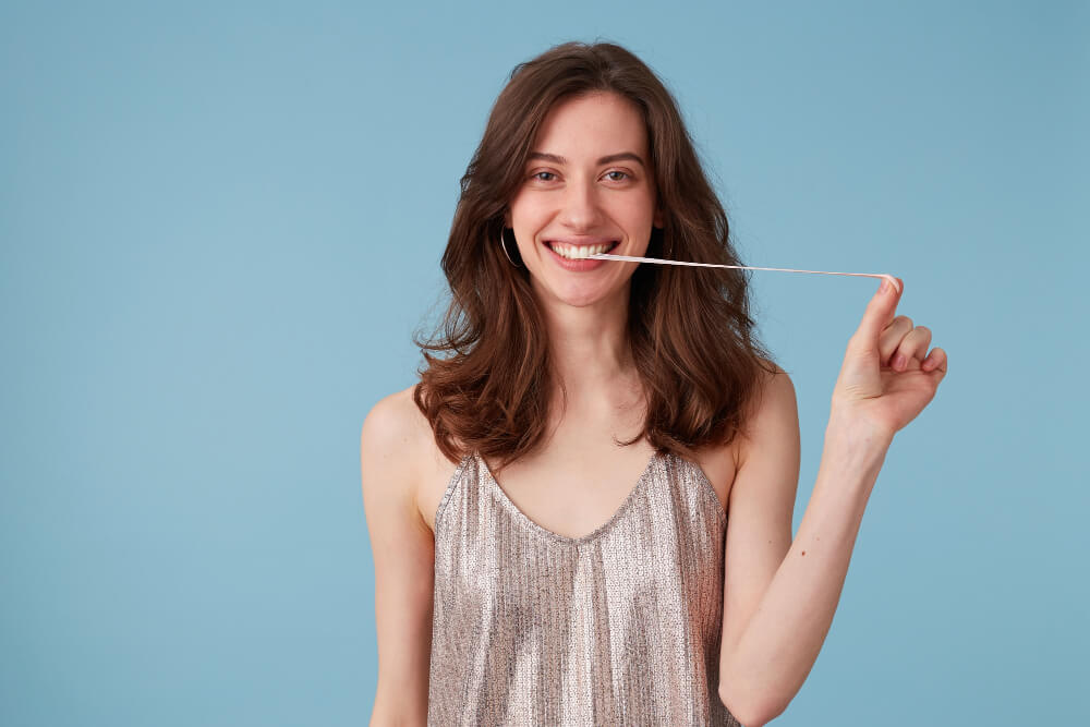 Does Chewing Gum Hurt or Help Your Teeth?